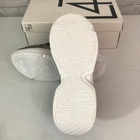 Lust For Life LL Globetrotter Women's Sneaker 7.1/2 M - Picture 6 of 6